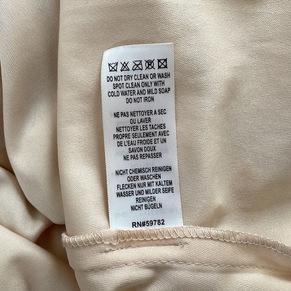 Adrianna Papell beaded gown - Picture 6 of 10